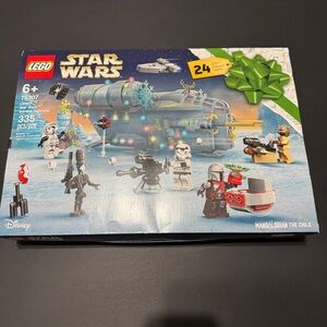 LEGO Star Wars Advent Calendar 75307 - Blue, Green, Red, White, Gray